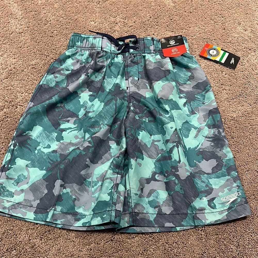 Speedo boys swim trunks size 14/16 tie frontāelasticāback